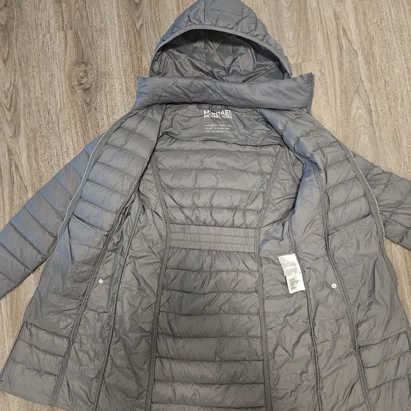 Michael Kors Packable Down Jacket - Picture 3 of 11
